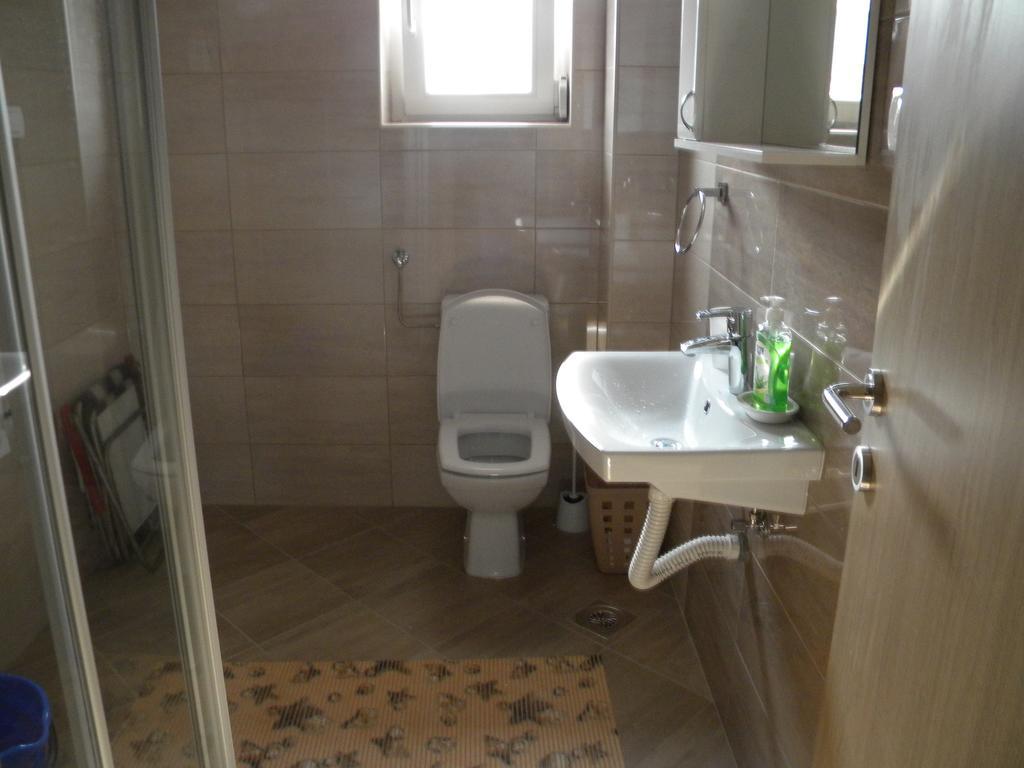 Apartment Srebrni Oblak アランジェロヴァツ エクステリア 写真