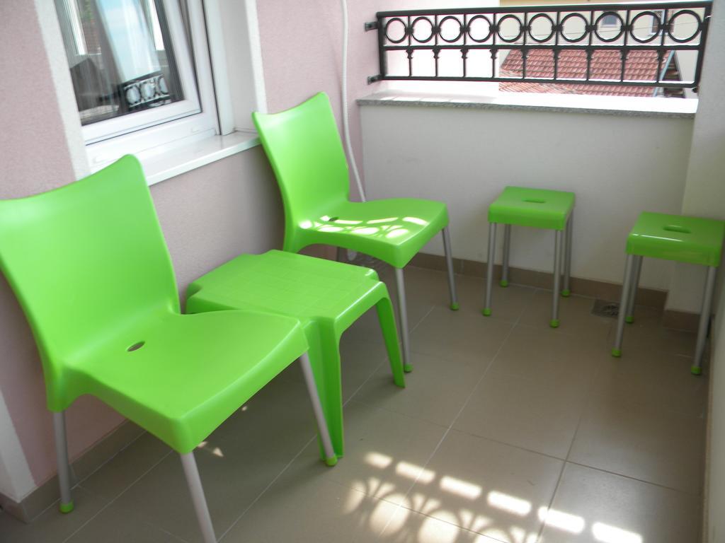 Apartment Srebrni Oblak アランジェロヴァツ エクステリア 写真