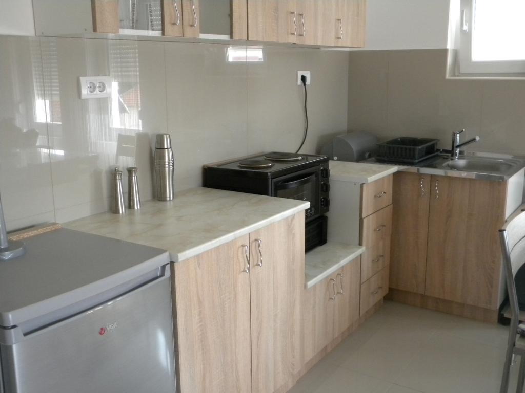 Apartment Srebrni Oblak アランジェロヴァツ エクステリア 写真
